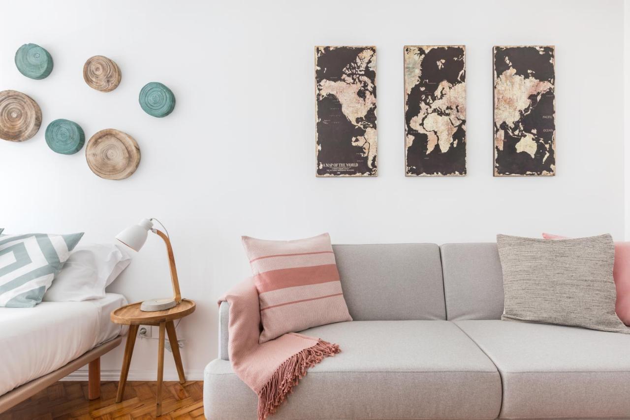 Apartamento Stroll To Coffee Shops Near A Renovated Hillside In Graça