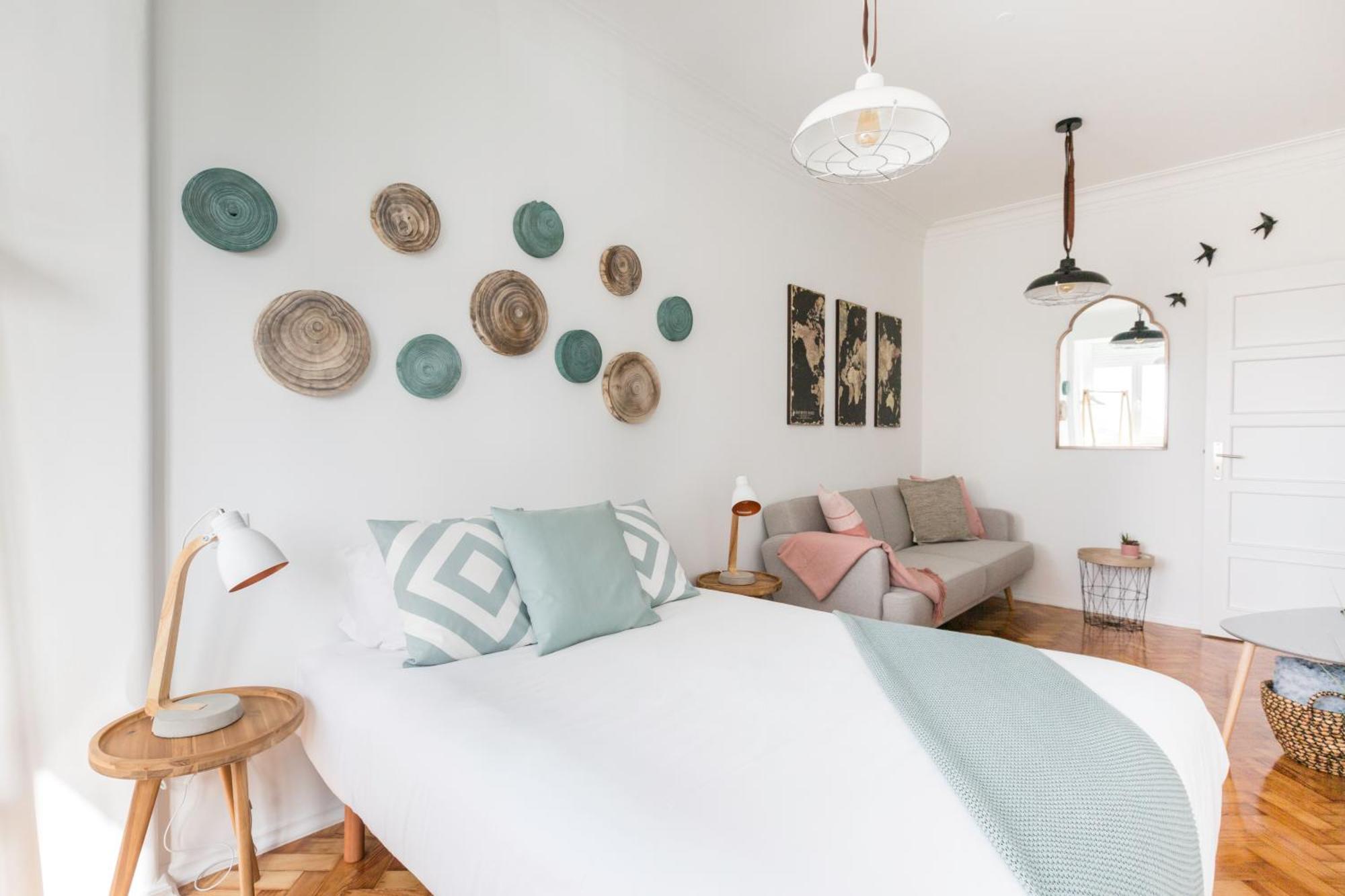 Apartamento Stroll To Coffee Shops Near A Renovated Hillside In Graça Lisboa