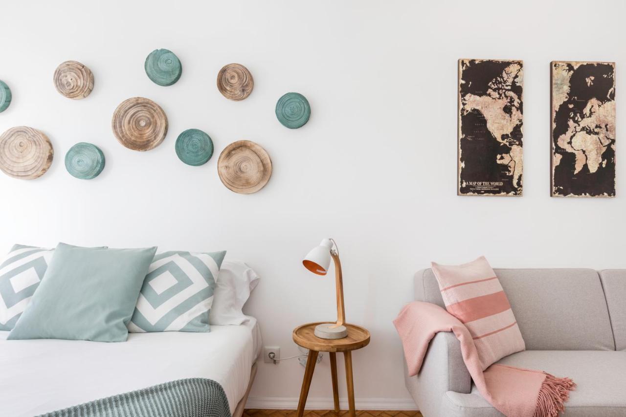 Lejlighed Stroll To Coffee Shops Near A Renovated Hillside In Graca Lisboa